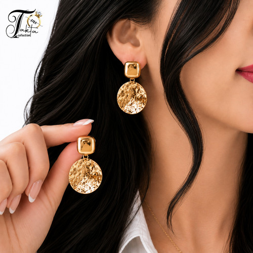 گوشواره زنانه مدل آرتمیس با طراحی چکشی طلایی | Takta Collection